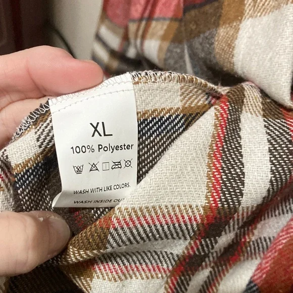 Plaid Hooded Women's Flannel Shacket - Picture 4 of 4